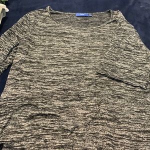 Black and gray dress t shirt